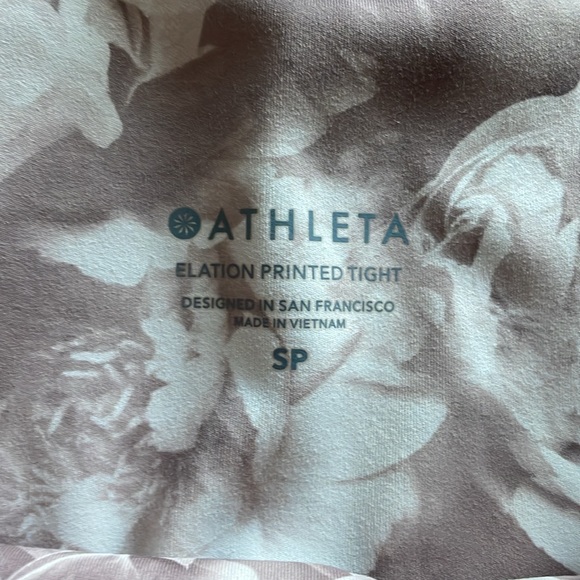 Athleta Elation Printed Tight in Antoinette Velvety Pink Size Small - Picture 5 of 12
